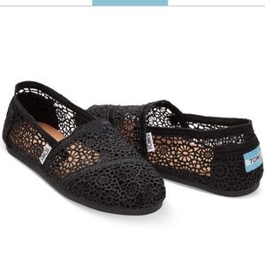 🖤TOMS BLACK MOROCCAN CROCHET WOMEN'S CLASSIC SZ 5
